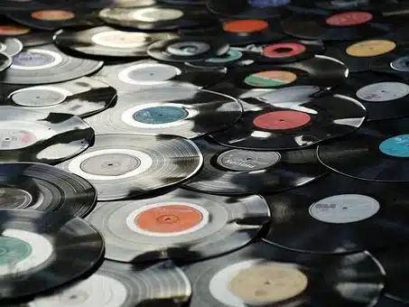 How To Clean A Vinyl Record